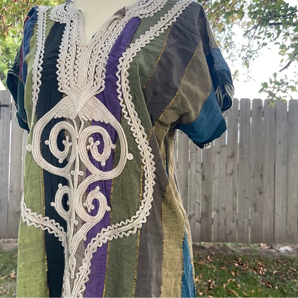 Embroidered Bohemian Maxi Dress ✨ - Picture 4 of 8